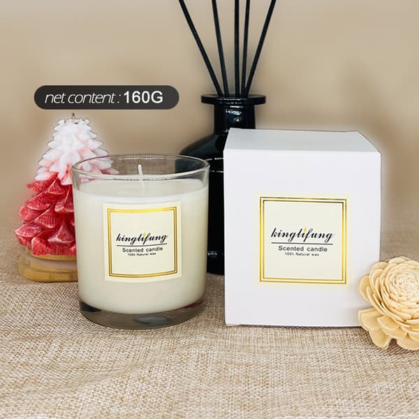 INF Duftlys fra sedertre og bergamot - 7,3 x 8 glasskrukke, 160 g soyavoks