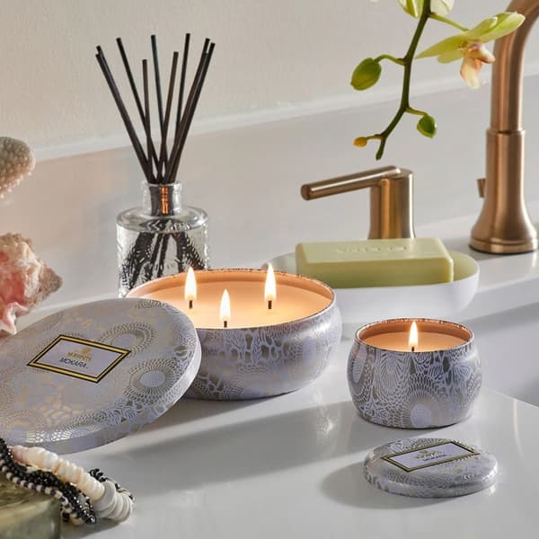 Voluspa 3-Wick Candle Decorative Tin Mokara 340g