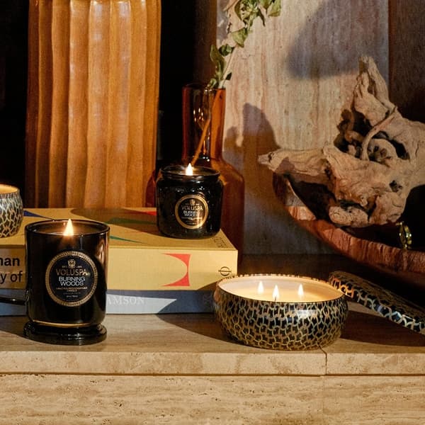 Voluspa 3-Wick Candle Decorative Tin Burning Woods 340g
