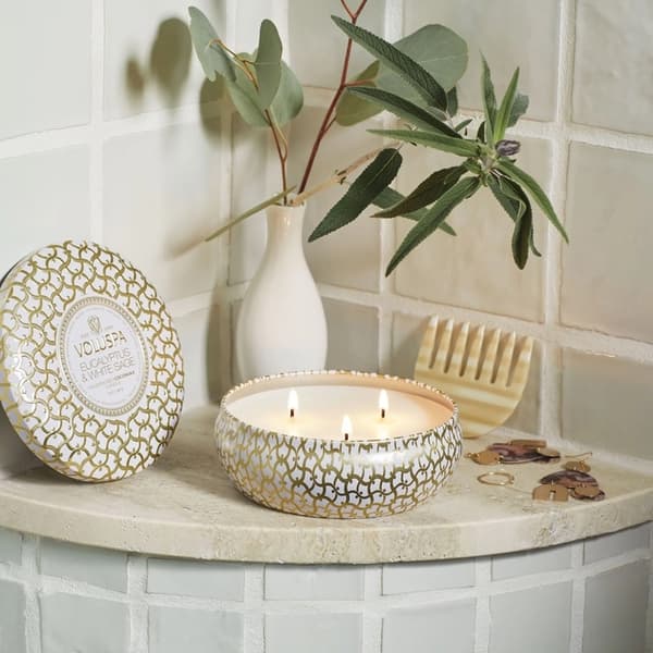 Voluspa 3-Wick Candle Decorative Tin Eucalyptus & White Sage 340g