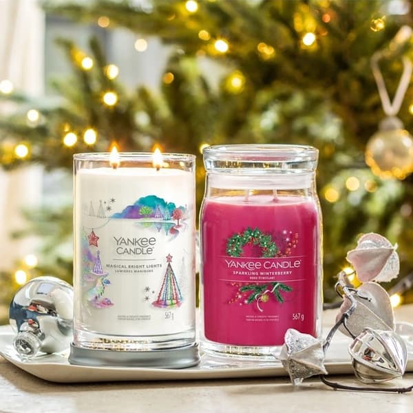 Yankee Candle Signature Large Jar Sparkling Winterberry 567g