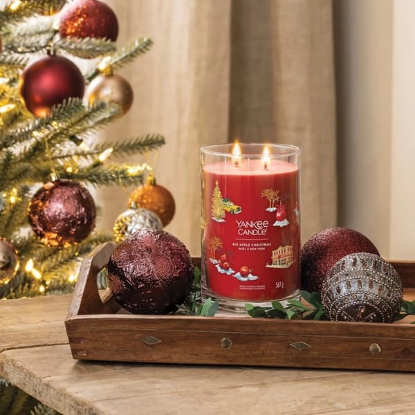 Yankee Candle Signature Large Tumbler Big Apple Christmas 567g
