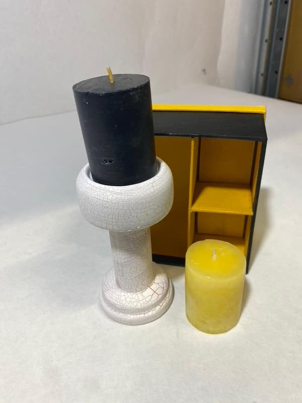 Fantastic gift set, two small block candles in yellow and black