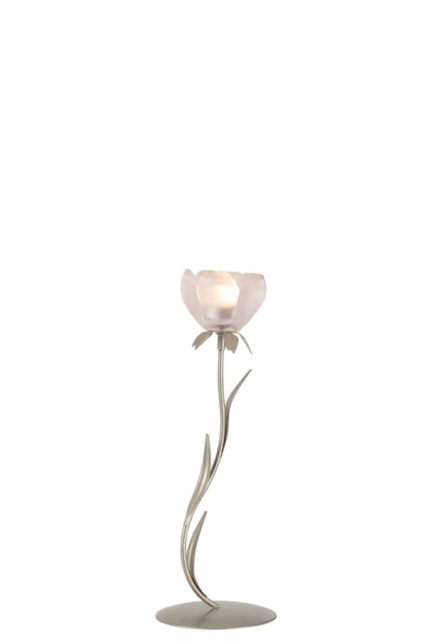 Smukke fyrfadsstager som blomst
