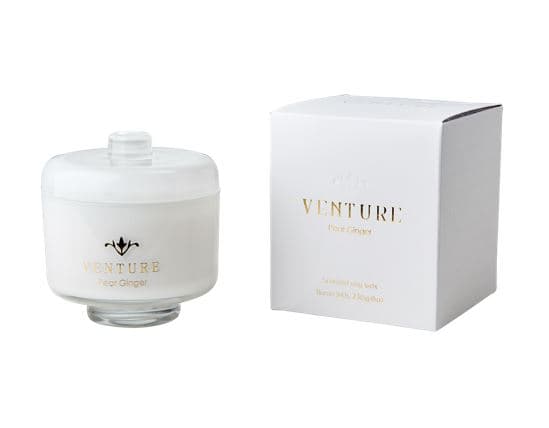VENTURE Doftljus Pear & ginger, Vit Ø10xH11 cm ~24 h