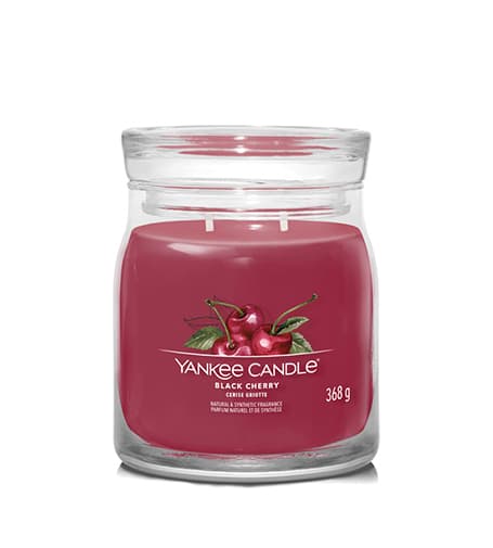 Yankee Candle Black Cherry signature medium candle 368 g