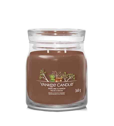 Yankee Candle Praline & Birch signature medium candle 368 g