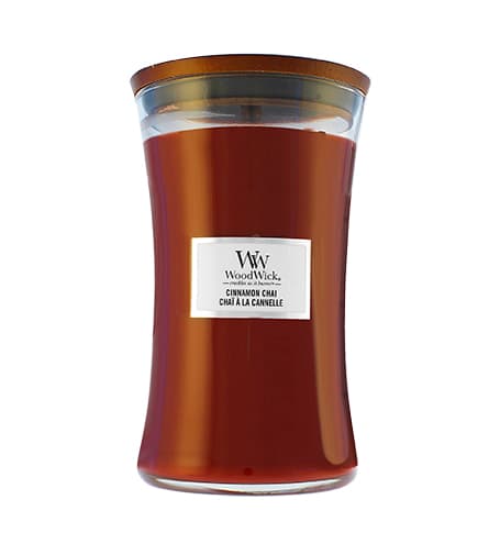 WoodWick Cinnamon Chai scented candle with wooden wick 609.5 g