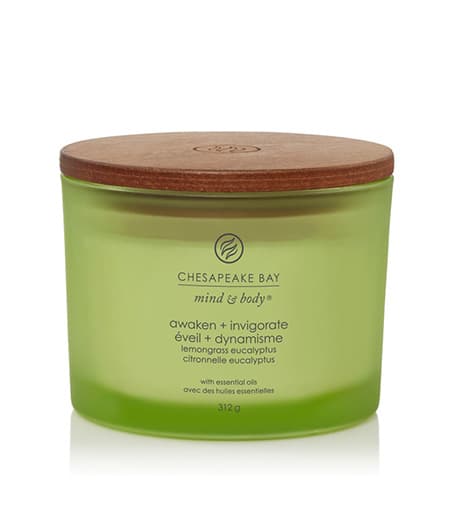 Chesapeake Bay Awaken + Invigorate Scented Candle with 3 Wicks 312g