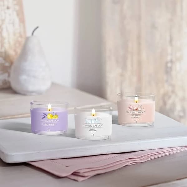 Yankee Candle® Täytetty Votive ljus Clean Cotton 37g