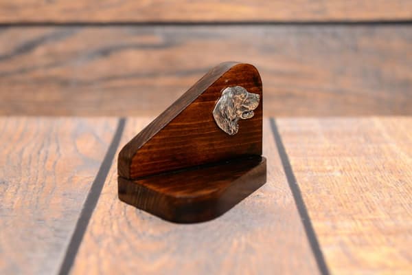 Engelsk setter, Laverack - träljusstake med hund, värmeljusställ, hundminnesmärke av Art-Dog