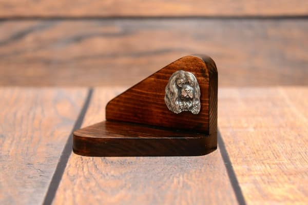 Cavalier King Charles Spaniel - träljusstake med hund, värmeljusställ, hundminnesmärke av Art-Dog