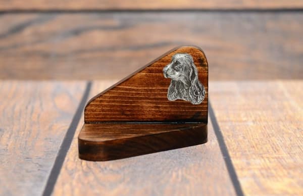 Engelsk Cocker Spaniel - træ lysestage med en hund, fyrfadslys stativ, hunde mindesmærke af Art-Dog