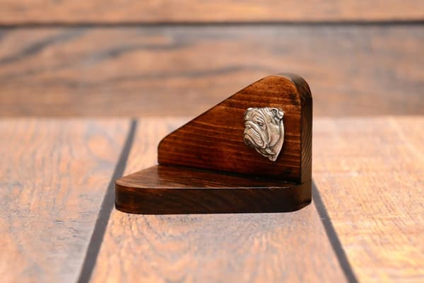 Engelsk bulldog, Bulldog III - träljusstake med hund, värmeljusställ, hundminnesmärke av Art-Dog