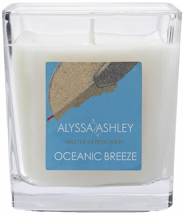 Scented Candle Alyssa Ashley Oceanic Breeze 145 g