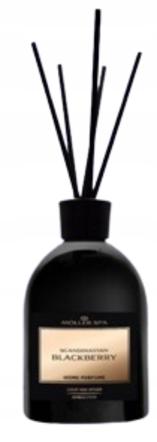 Kodin tuoksuhajotin Scandinavian Blackberry 90 päivää raikastinpuikkoja 250ml