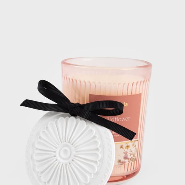 Doftljus med hänge | BRIS | Vildblomma | 230g | 730146