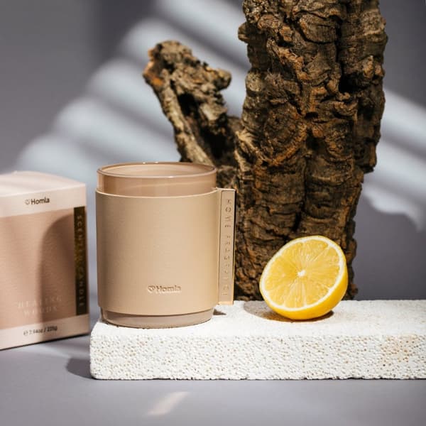 Duftlys | SLEKT LÆDER | Healing Woods | 225G | 708534