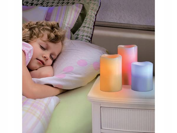 LED LYS 3 STK RGB STEARIN LYS + FJERNBETJENING