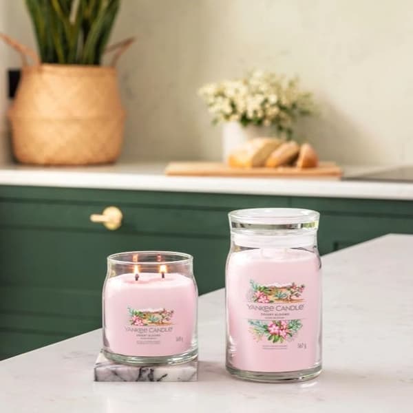 Desert Flowers signatur ljus medium modell - Yankee Candle