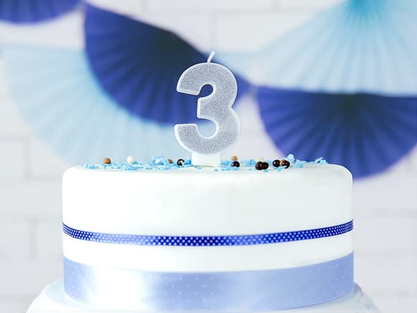 Lys nummer "3" Sølvglitter