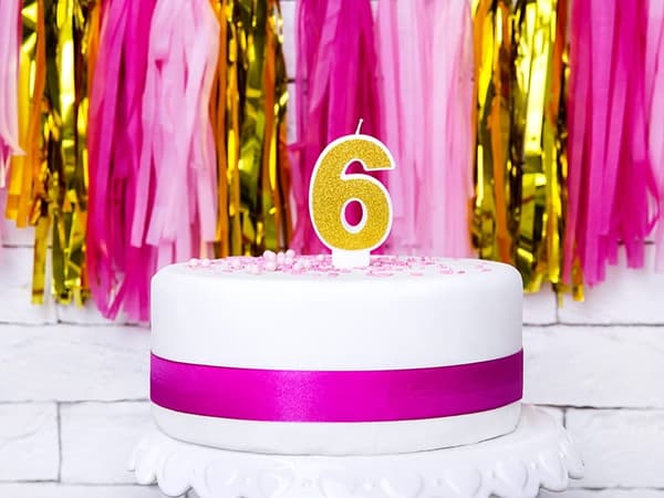 Ljus nummer "6" Guldglitter