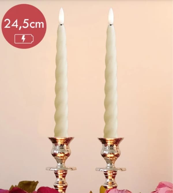 kpl koristeellisia kermanvärisiä LED-pöytäkynttilöitä 2,4 x 24,5 cm