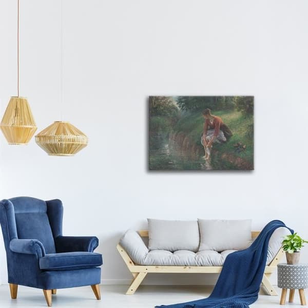 Legendarte - Måla, tryck på duk - Kvinna som badar fötterna i strömmen Camille Pissarro cm. 60x80