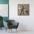 Miniatyrbild 3 av 4: Legendarte - Målning, tryck på duk - Ung flicka och en soldat, Banksy cm. 90x90