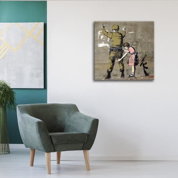 Legendarte - Målning, tryck på duk - Ung flicka och en soldat, Banksy cm. 90x90