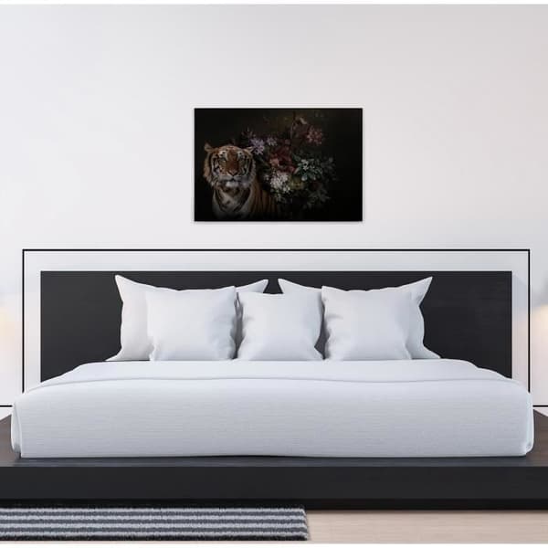 Canvastavla - Tadessi - M1-No.50133 - Djur - Tiger - Svart - Orange - Blommor - Canvas på bårram - 90 x 60 cm