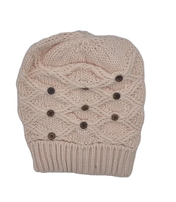 Beige kasket med knapper