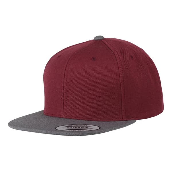 Yupoong Flexfit Unisex Classic Varsity Snapback Cap