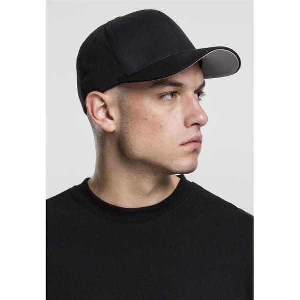 Yupoong Mens Flexfit Fitted Baseball Cap