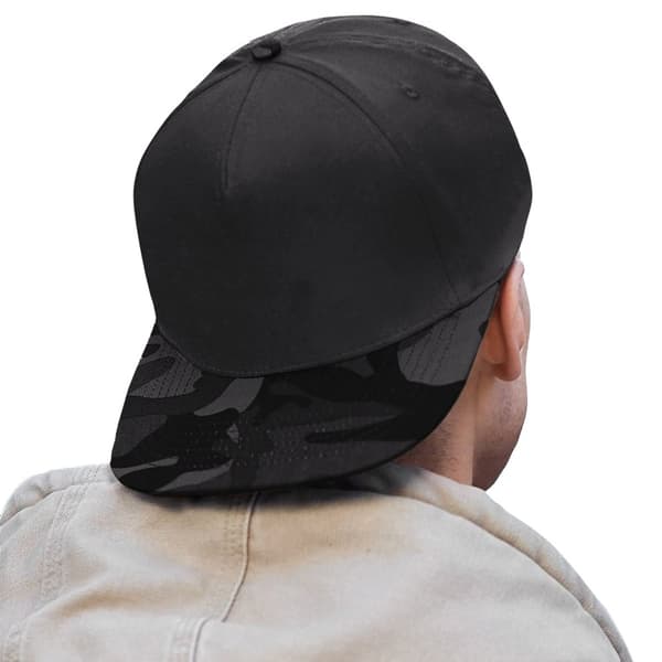 Beechfield Camouflage Retro Snapback Cap