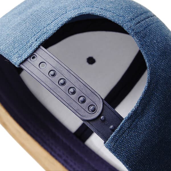 Beechfield Unisex Faux Suede Peak Snapback Cap