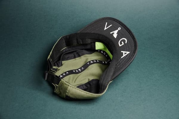 VÅGA CLUB CAP UTILITY GREEN/BLACK, löparkeps, funktionskeps