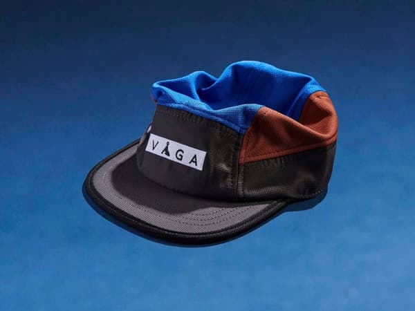 VÅGA CLUB CAP BLACK / BROWN / BLUE, löparkeps, funktionskeps