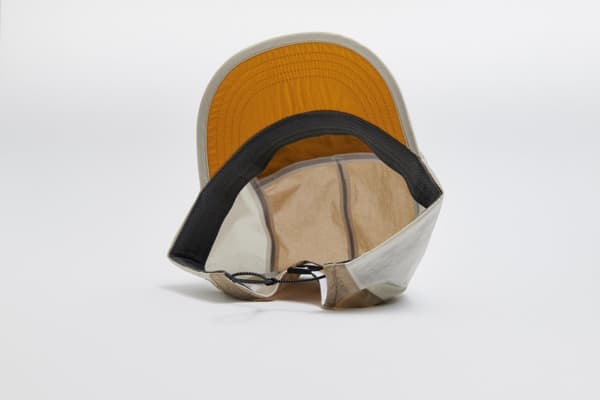 VÅGA PACER CAP Burnt Yellow/Taupe, löparkeps vindtät