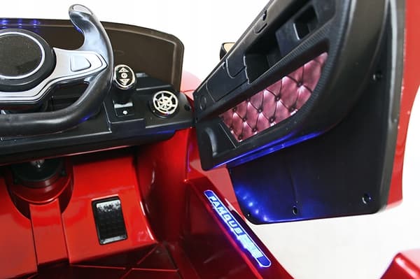 Elbil D/ på batteri. LAMBO RÖD FÄRG