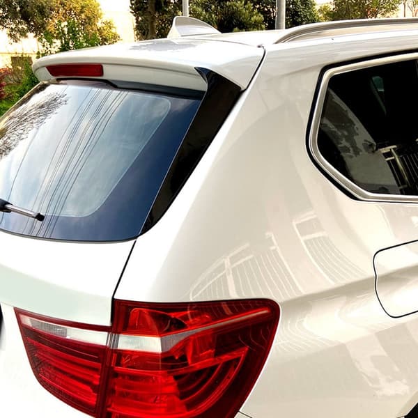 Pari takaikkunan sivuspoileri ilmanjakaja BMW X3 F25 2011-2017
