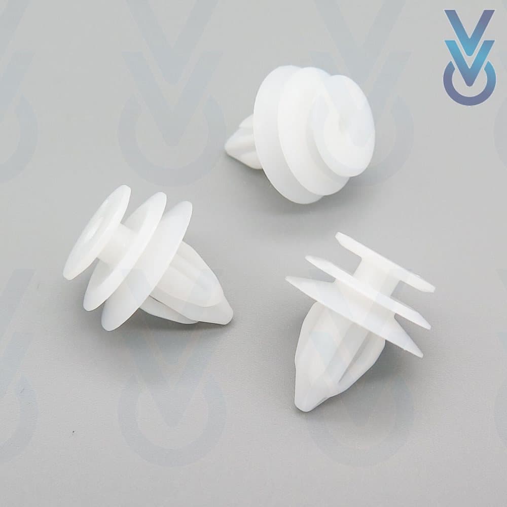 10x Tailgate Lining Clips & Boot Lid Lining Fasteners for some Nissan Leaf