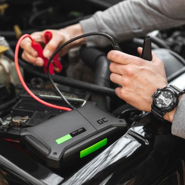Green Cell - PowerBoost Car Jump Starter / Powerbank / Car starter med ensretter funktion 16000mAh 2000A