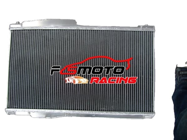 Toyota Supra MK4 Intercooler, alumiinirakenne, tehokas vesijäähdytys