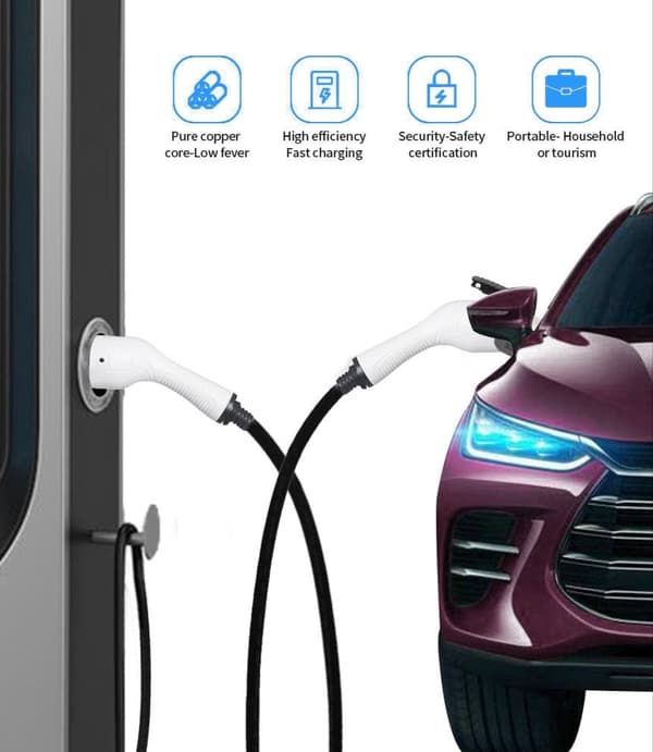 EV:n latauskaapeli -Tyypin 2 latauskaapeli 1-vaiheelle 16A asti, 7-22 kW teho.