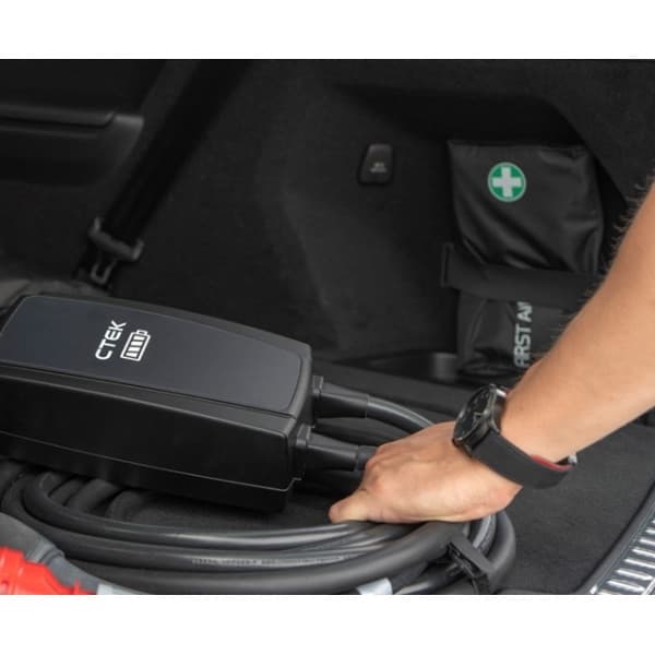 CTEK Njord Go -laddare, CEE, 11 kW, Typ 2 och väggfäste, produktpaket