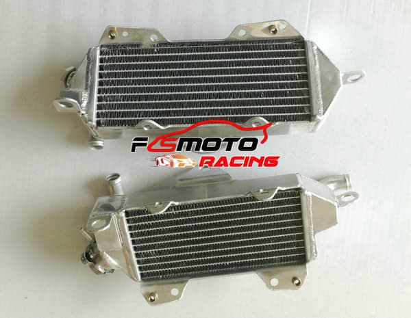 Aluminiumkylare för Kawasaki KX250, perfekt passform för modellerna 1987-1989, effektiv kylprestanda, hållbar konstruktion.