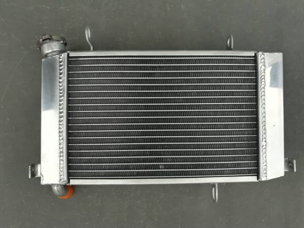Aluminiumradiator, holdbar konstruktion, TIG-svejset design, præcisionspasform