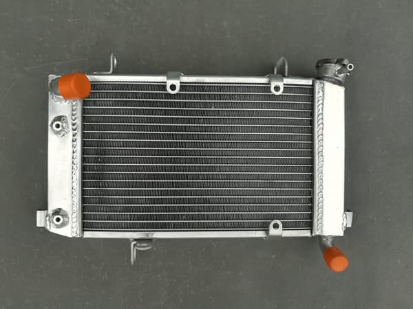 Aluminiumradiator, holdbar konstruktion, TIG-svejset design, præcisionspasform