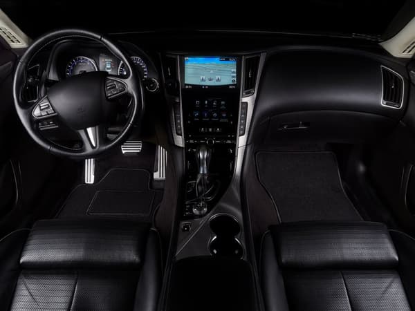 Sorte frontmåtter til: BMW 7 F02 xDrive (2008-2015)
